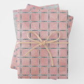 Roze en grijze geometrische papierbladen voor het  inpakpapier vel (In situ)