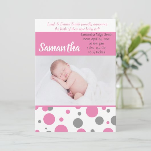 Roze en grijze pokadots | Baby Girl Fotogeboorte Aankondiging (Staand voorkant)