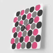 Roze en grijze Polika Dot Vierkante Klok (Hoek)