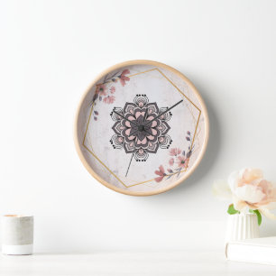 Roze en grijze Rangoli: Harmonieuze kalme bloemkun