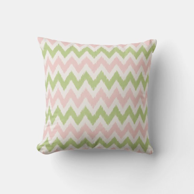 Roze en groen geometrisch chevron-patroon kussen (Voorkant)