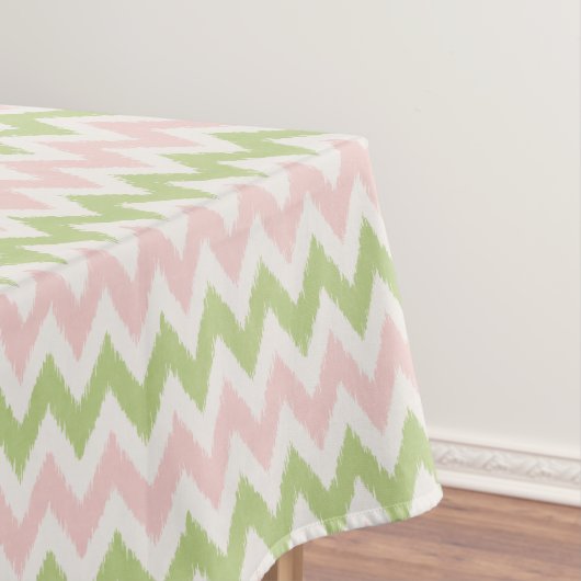 Roze en groen geometrisch chevron-patroon tafelkleed (Voorbeeld)