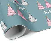 Roze en groen Gepersonaliseerde naam Kerstbomen Cadeaupapier (Rol Hoek)