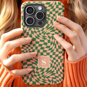 Roze En Groen Golfkleurig Geruit Monogram iPhone 15 Case