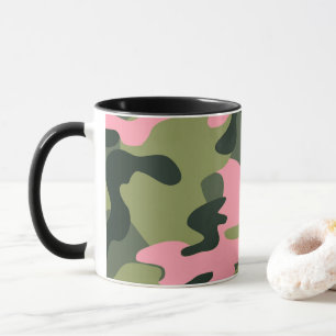 Roze en groen meisjesachtig camouflagepatroon mok