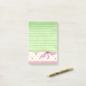 Roze en Groene Bloemen met Dragonfly Post-it® Notes (Op bureau)