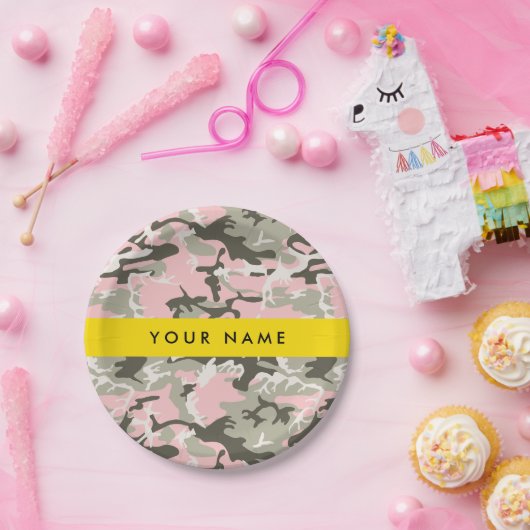 Roze en Groene Camouflage Jouw naam Personaliseren Papieren Bordje (Feest)