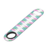 Roze en groene driehoeken speed flessenopener (Voorkant Gekanteld)