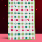 Roze en groene geruite kerst medium cadeauzakje