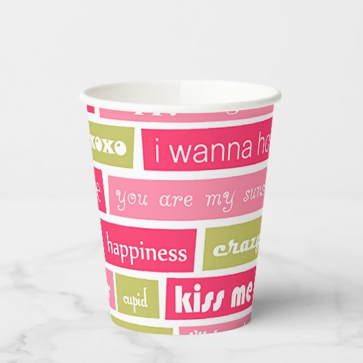 Roze en groene liefdesbrieven papieren bekers (Links)