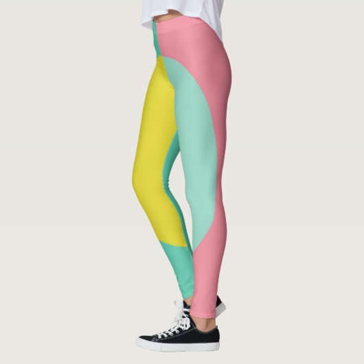 Roze en groene ovaal leggings (Links)