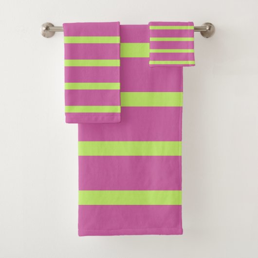Roze en groene strepen bad handdoek (Insitu)