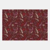 Roze en ivoorkleurige bloemmotieven in marmerrood. inpakpapier vel (Voorkant)