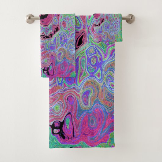 Roze en kalkgroene roovy Abstract Retro Swirl Bad Handdoek (Insitu)