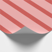 Roze en Koraal Pencil Stripes Cadeaupapier (Hoek)