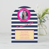 Roze en Marine Nautische Stripes Verjaardagsfeest Kaart (Staand voorkant)