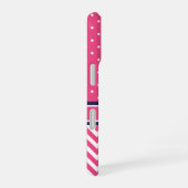Roze en marineblauwe preppy chevronstippenmonogram iPhone 16 hoesje (Rechterkant)