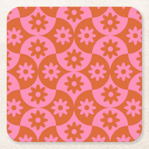 Roze en Oranje bloemen op Mid Century Scallop Kartonnen Onderzetters