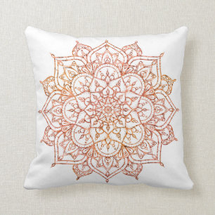 Roze en Oranje Mandala over White Glam Beauty Kussen
