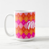 Roze en Oranje Preppy Argyle gepersonaliseerd Koffiemok (Links)