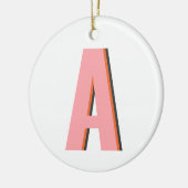 Roze en Oranje Retro Typografie Monogram Initiaal Keramisch Ornament (Links)