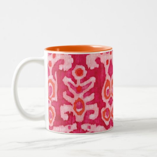 Roze en Oranje tribale ikat Tweekleurige Koffiemok (Links)