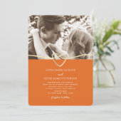 Roze en Oranje trouwuitnodiging met QR-code Kaart (Staand voorkant)