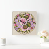 Roze en paarse bloemen en een Lady Bug Vierkante Klok (Huis)