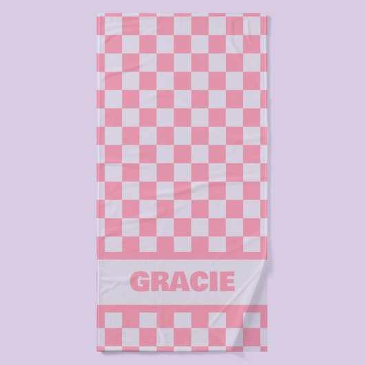 Roze en Paarse Checkerboard Custom Name Handdoek (Badhanddoek)
