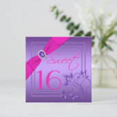Roze en Paarse Floral Sweet Sixteen Uitnodiging (Staand voorkant)