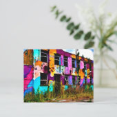 Roze en Paarse Graffiti Art | Verlaten gebouw Briefkaart (Staand voorkant)