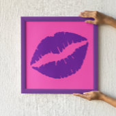 Roze en paarse lippenstift kus poster