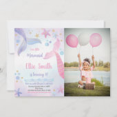 Roze en Paarse Mermaid Tails Verjaardagsuitnodigin Kaart (Voorkant)