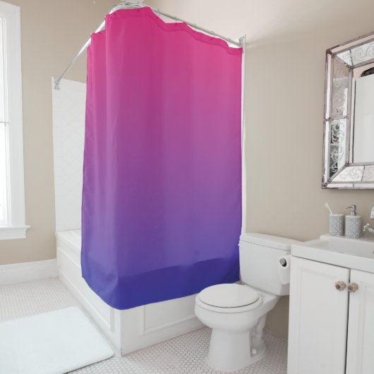 Roze en paarse verloopkleuren douchegordijn (In situ)