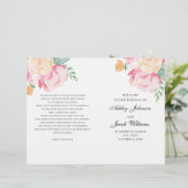 Roze en perzik bloemen trouwprogramma gevouwen (Staand voorkant)