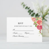 Roze en perzik bloemige trouwreactie RSVP kaartje (Staand voorkant)