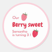 Roze en rode aardbeien verjaardag ronde sticker (Voorkant)