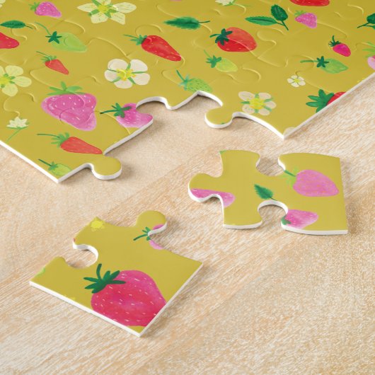 Roze en rode aardbeivelden op Chartreuse Legpuzzel (Zijkant)