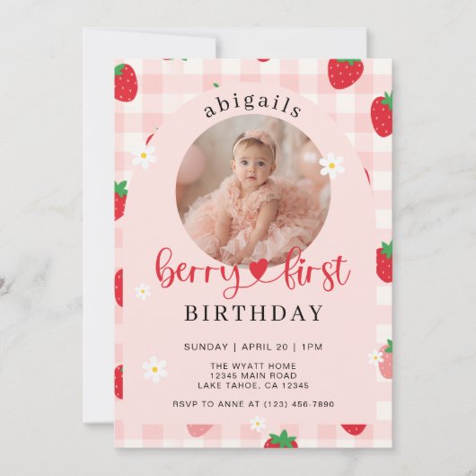 Roze en rode bessen eerste verjaardag uitnodiging (Voorkant)