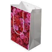 Roze en rode rozen bloemmotief medium cadeauzakje (Achterkant Gekanteld)