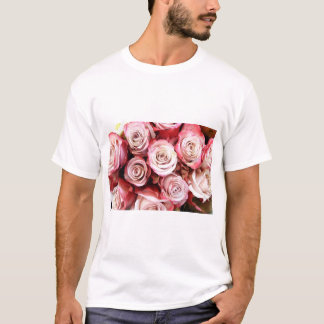 Roze en rode rozen Bouquet T-shirt