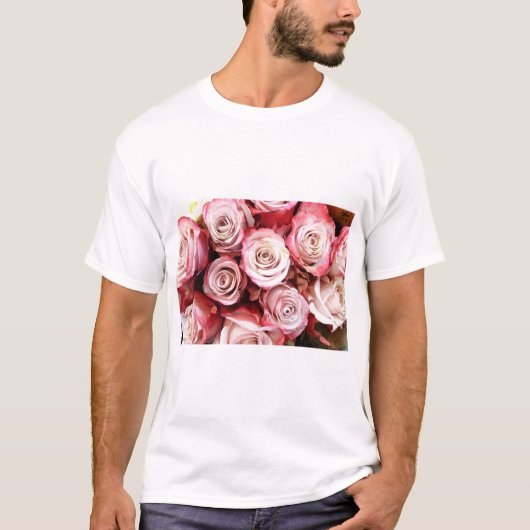 Roze en rode rozen Bouquet T-shirt (Voorkant)