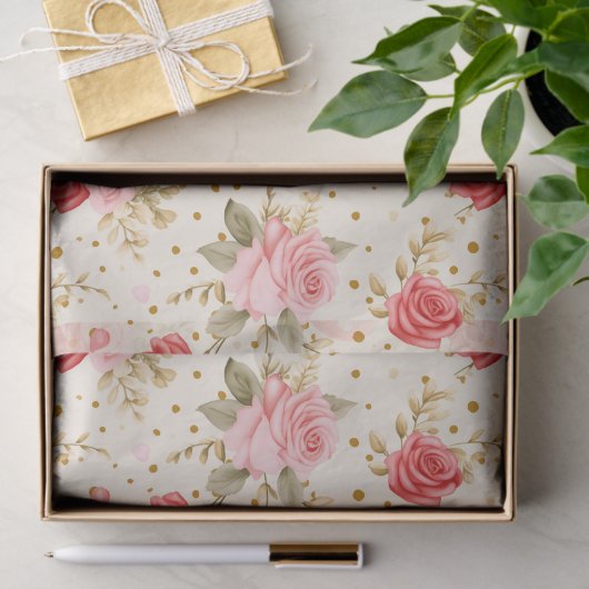 Roze en rode rozen en harten van valentijns tissuepapier (Geschenk)