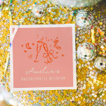 Roze en Rode Schets Bachelorette Weekend Party Servet<br><div class="desc">Verruim je vrijgezellenfeestweekend met gepersonaliseerde servetten met deze roze en rode schets geïllustreerde meisjesachtige iconen.</div>