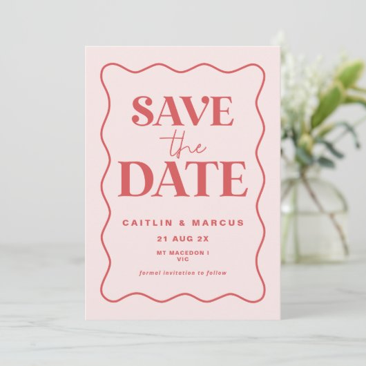 Roze en Rode Wave Bruiloft Save The Date Briefkaar Kaart (Staand voorkant)
