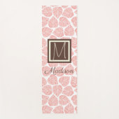 Roze en Taupe Leaf Natural Trendy Monogram Yogamat (Voorkant)