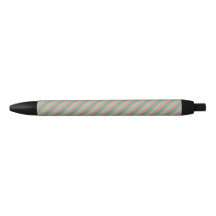 Roze en twee handdoeken van lichtgroene strepen