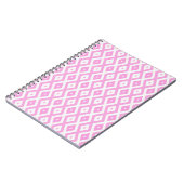 Roze en wit diamantpatroon notitieboek (Linkerzijde)