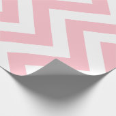 Roze en Wit Grote Grootte Verticale Chevron Strepe Cadeaupapier (Hoek)