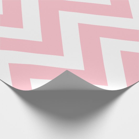 Roze en Wit Grote Grootte Verticale Chevron Strepe Cadeaupapier (Hoek)
